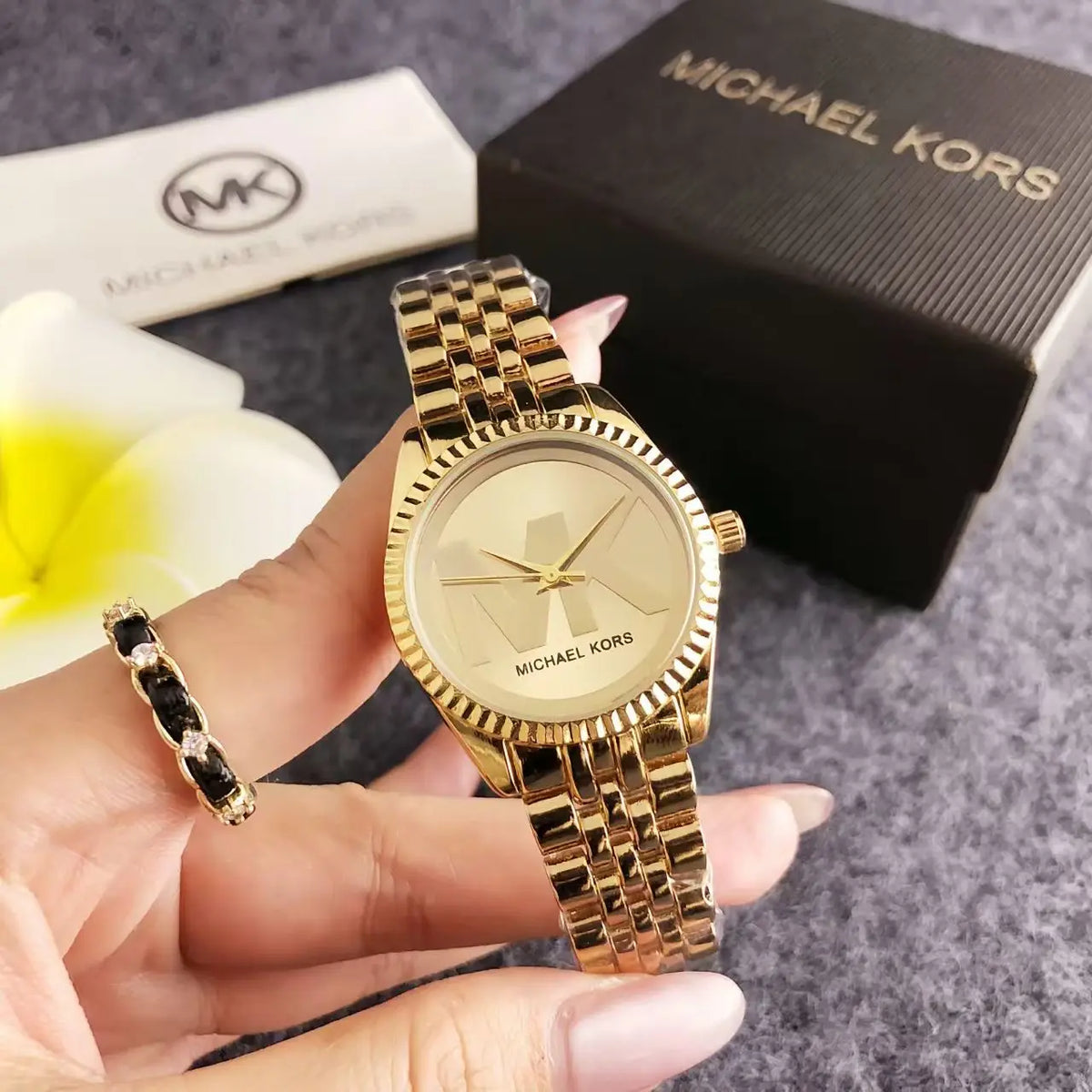 Montre Femme Élégante – Bracelet en Acier Inoxydable et Design Raffiné