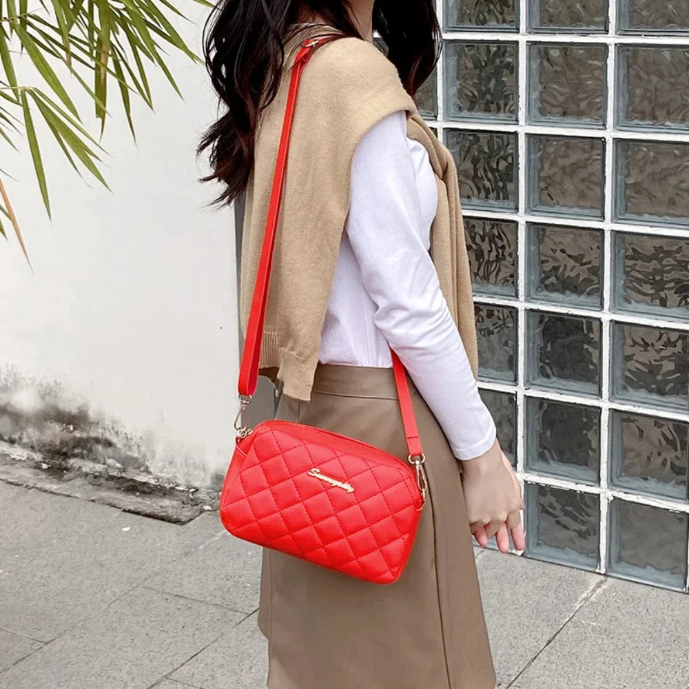 Sac à Bandoulière Femme à Pompons – Petit Sac Élégant à Motif Carreaux