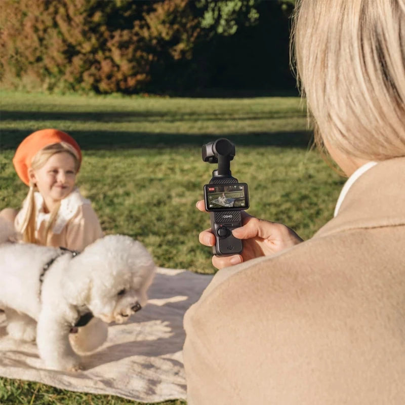 DJI Osmo Pocket 3 – Caméra 4K/120 ips avec Capteur 1 Pouce et Écran Tactile Rotatif 2 Pouces